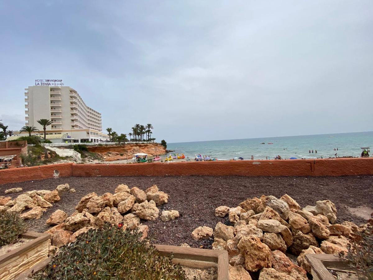 Orihuela Costa 2-Bedroom 1-Bath Renovated Vacation Rental On La Zenia Beach Eksteriør billede